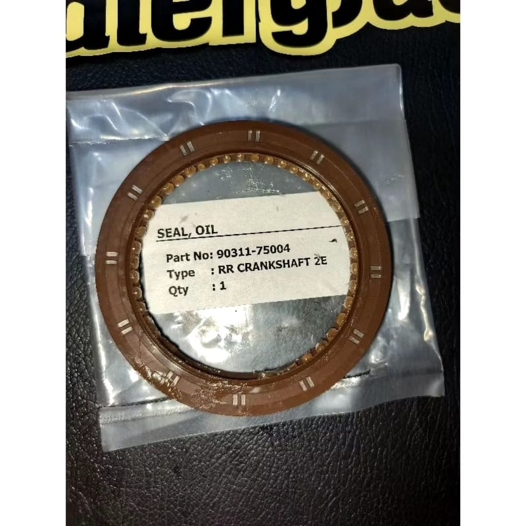 SEAL KRUK AS BELAKANG BAWAH TOYOTA STARLET