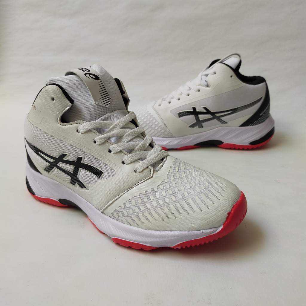 Sepatu Voli Pria Terbaru. Sepatu Asic Voli Pria Terbaru anti slip anti licin. Sepatu Volly Pria