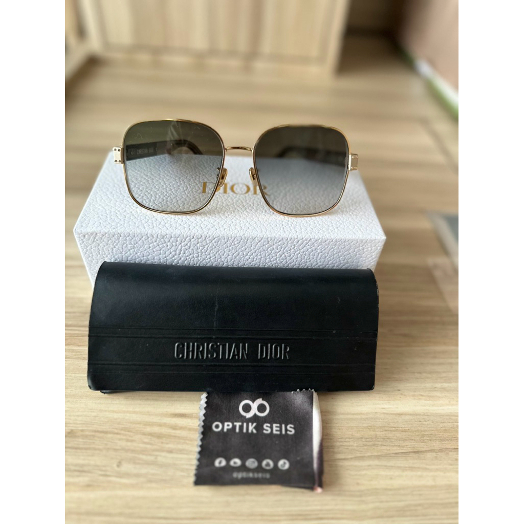 Dior Signature Sunglasses For Women || Kacamata Hitam Wanita Kaca mata hitam gradasi || Black Sun Gl