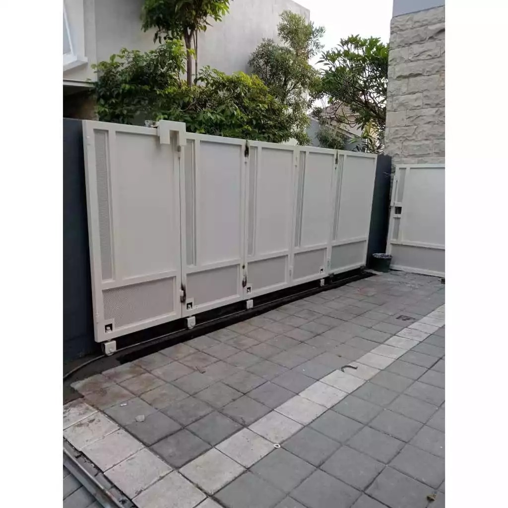 Pagar rumah lipat tikung minimalis modern