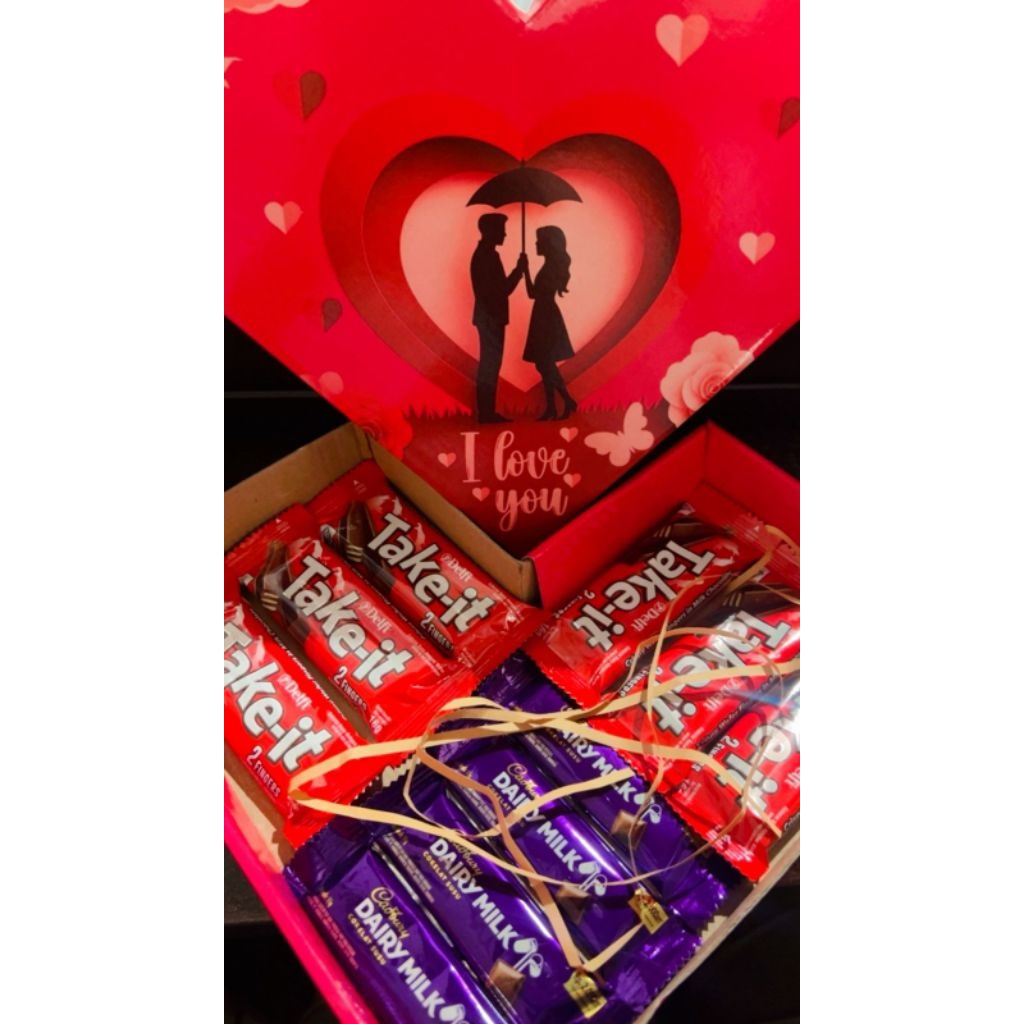 HAMPERS LOVE TAKEIT &  DAIRY MILK