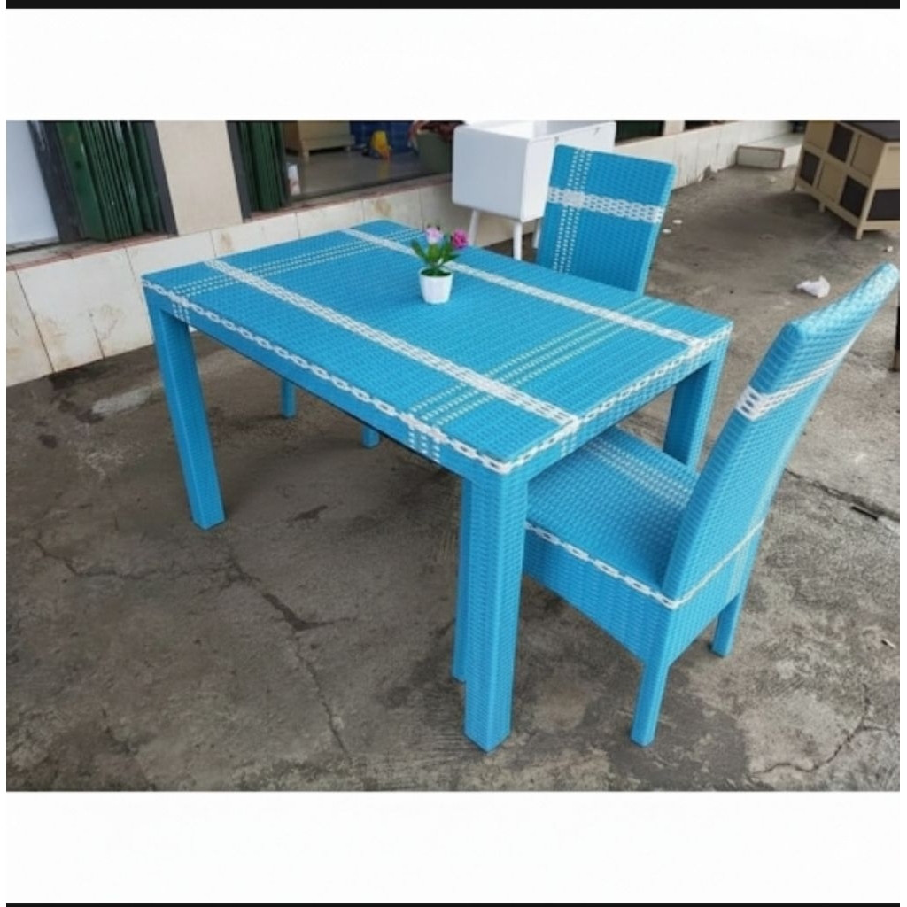 meja makan 2 kursi