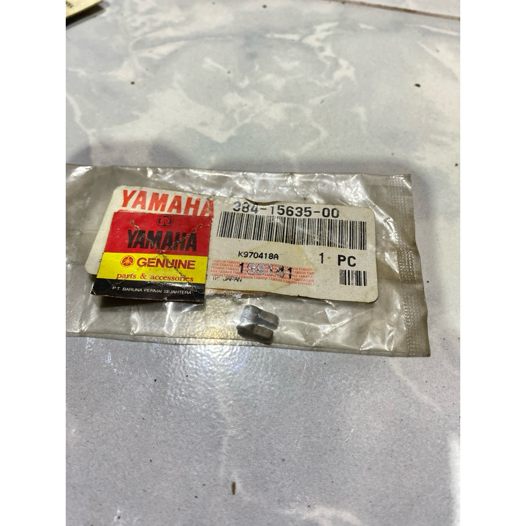 Pawl One Way Tahanan Stater Yamaha V75 V80 Original 384-15635-00