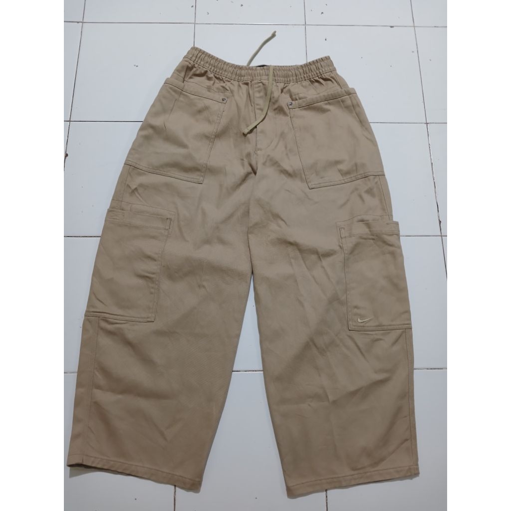 Celana Big Pocket Nike