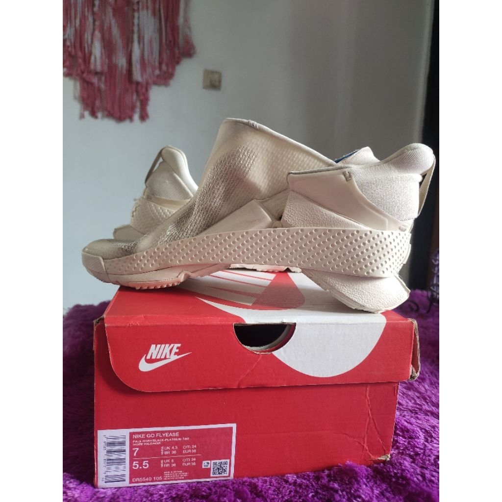 PRELOVED SEPATU NIKE FLYEASE SIZE 38