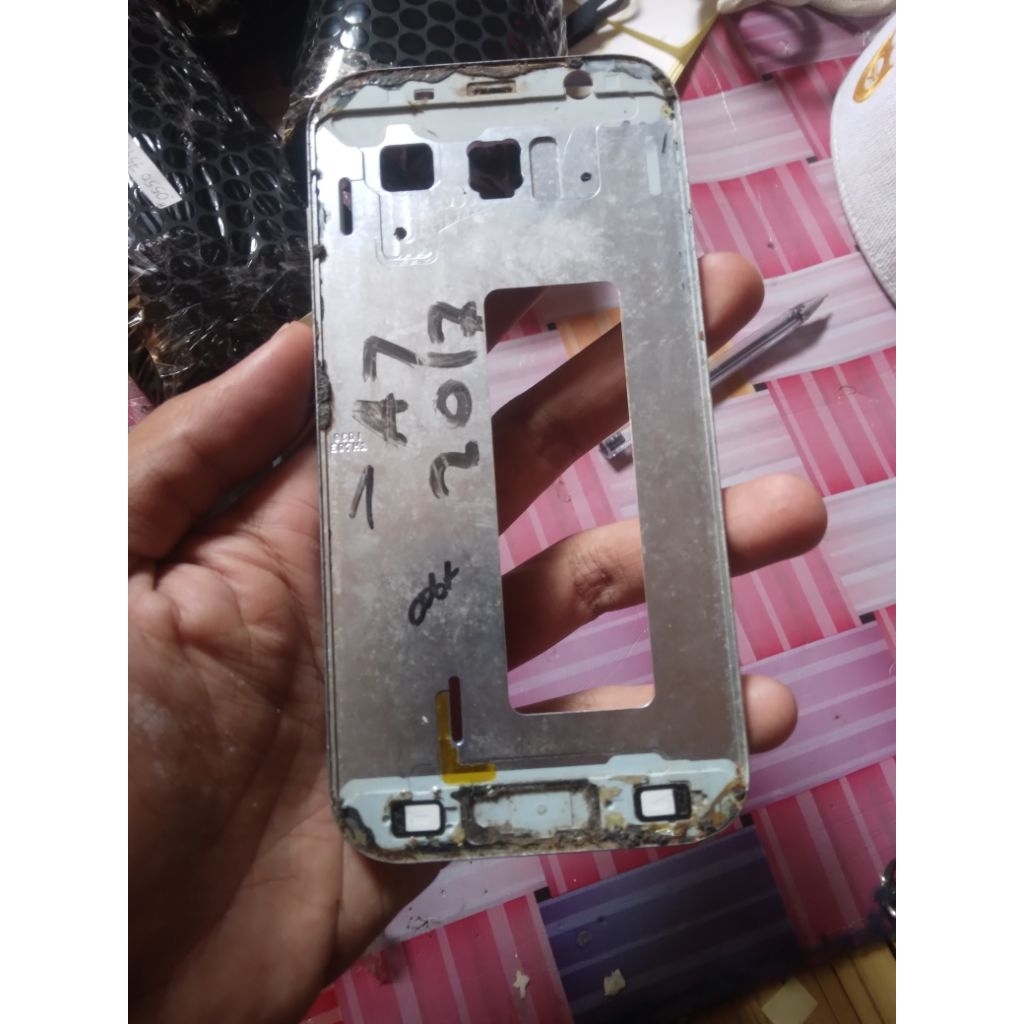 frame tatakan lcd samsung a7 2017 ori copotan