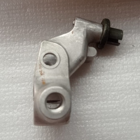 DUDUKAN HANDLE REM KANAN DUDUKAN SPION YAMAHA MIO J/SOUL GT/FINO ORIGINAL