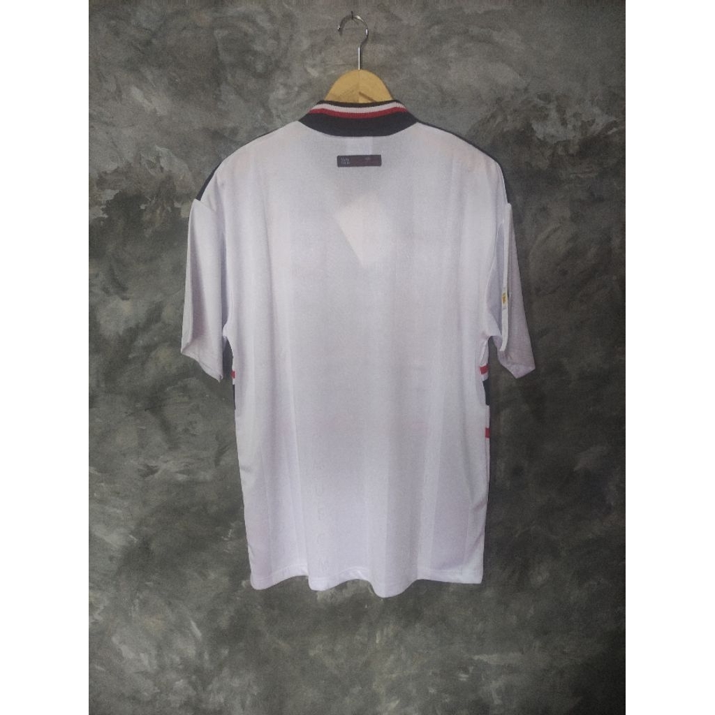 Jersey retro Manchester united size XL BNWT