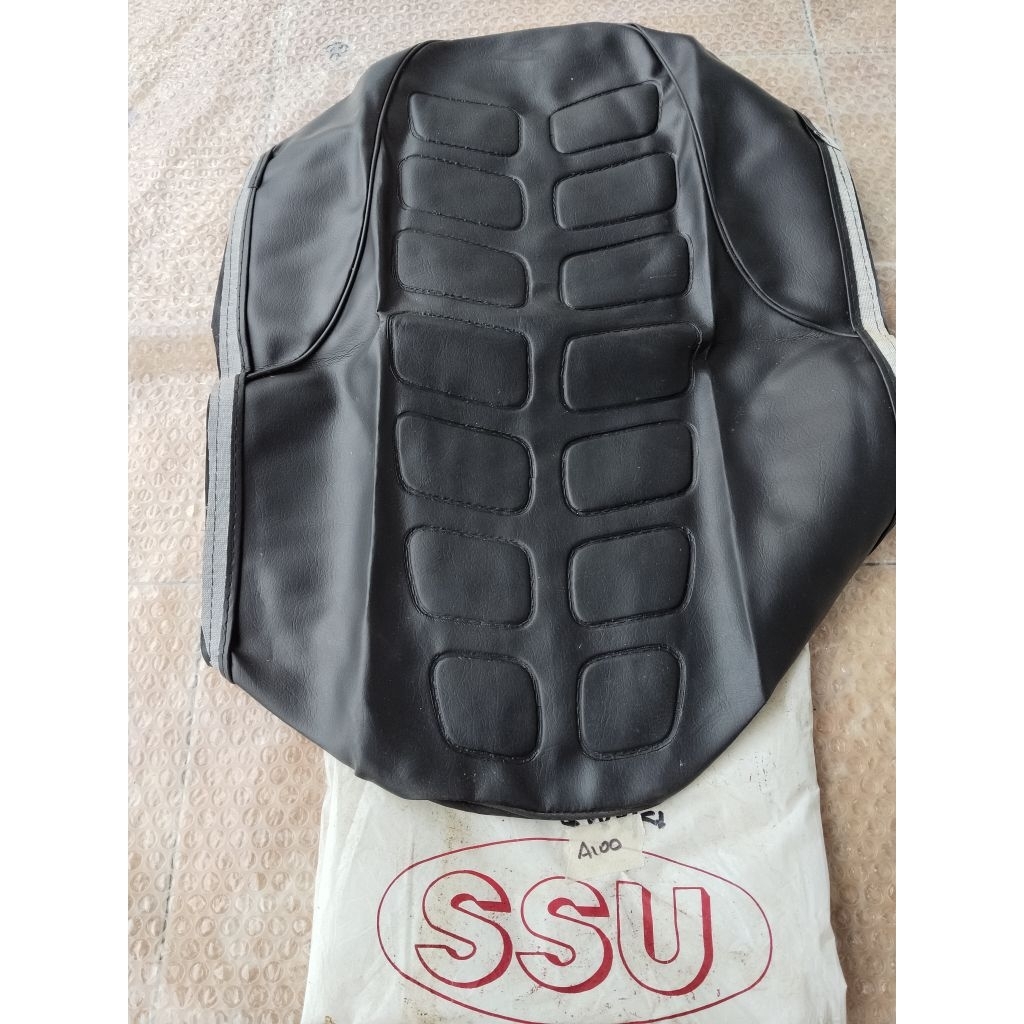 kulit jok cover jok cover seat sarung jok krakap jok Suzuki A100 a100 non original NOS