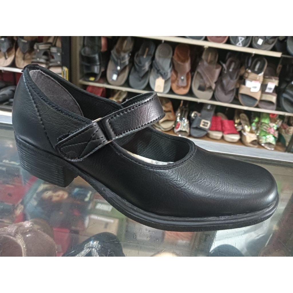 vilando pantofel wanita