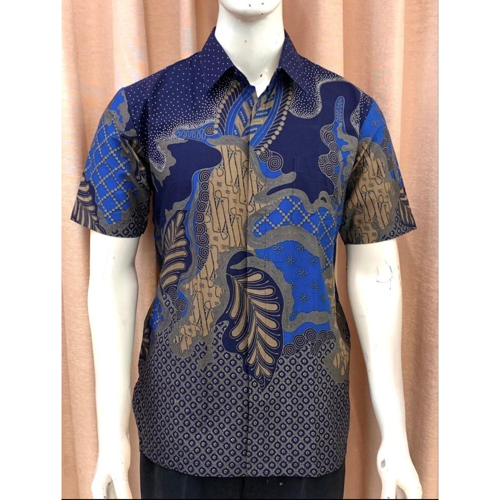 Kemeja Pendek Batik Danar Hadi Solo