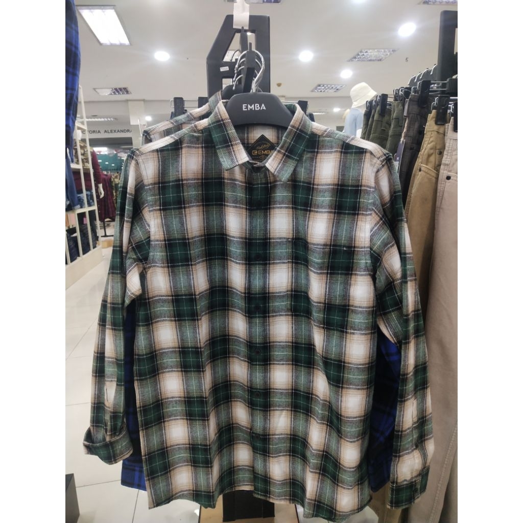 kemeja flanel by emba