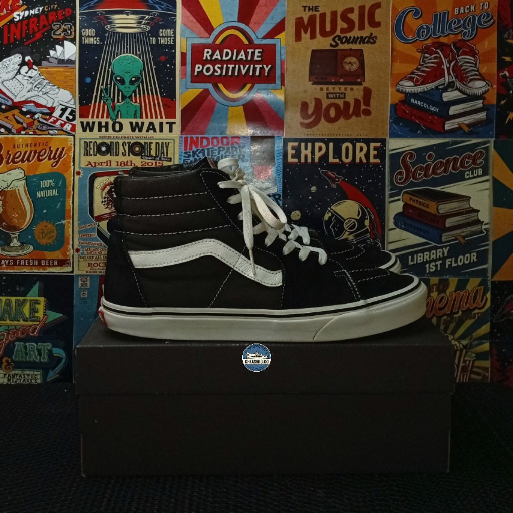 sepatu bekas / second sk8 hitam putih size 43