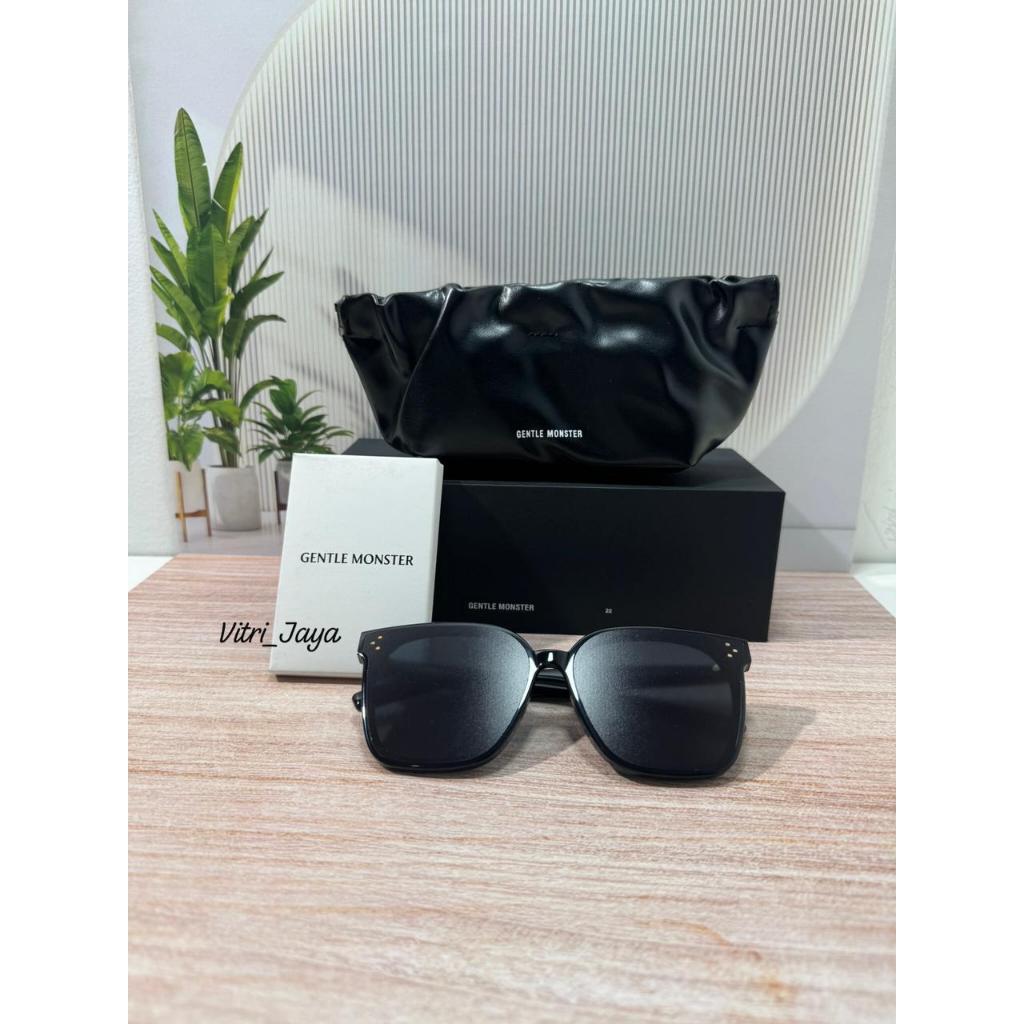 Kacamata Hitam Gentle Monster HER Stylish Pria Wanita Lensa Datar Anti UV Original