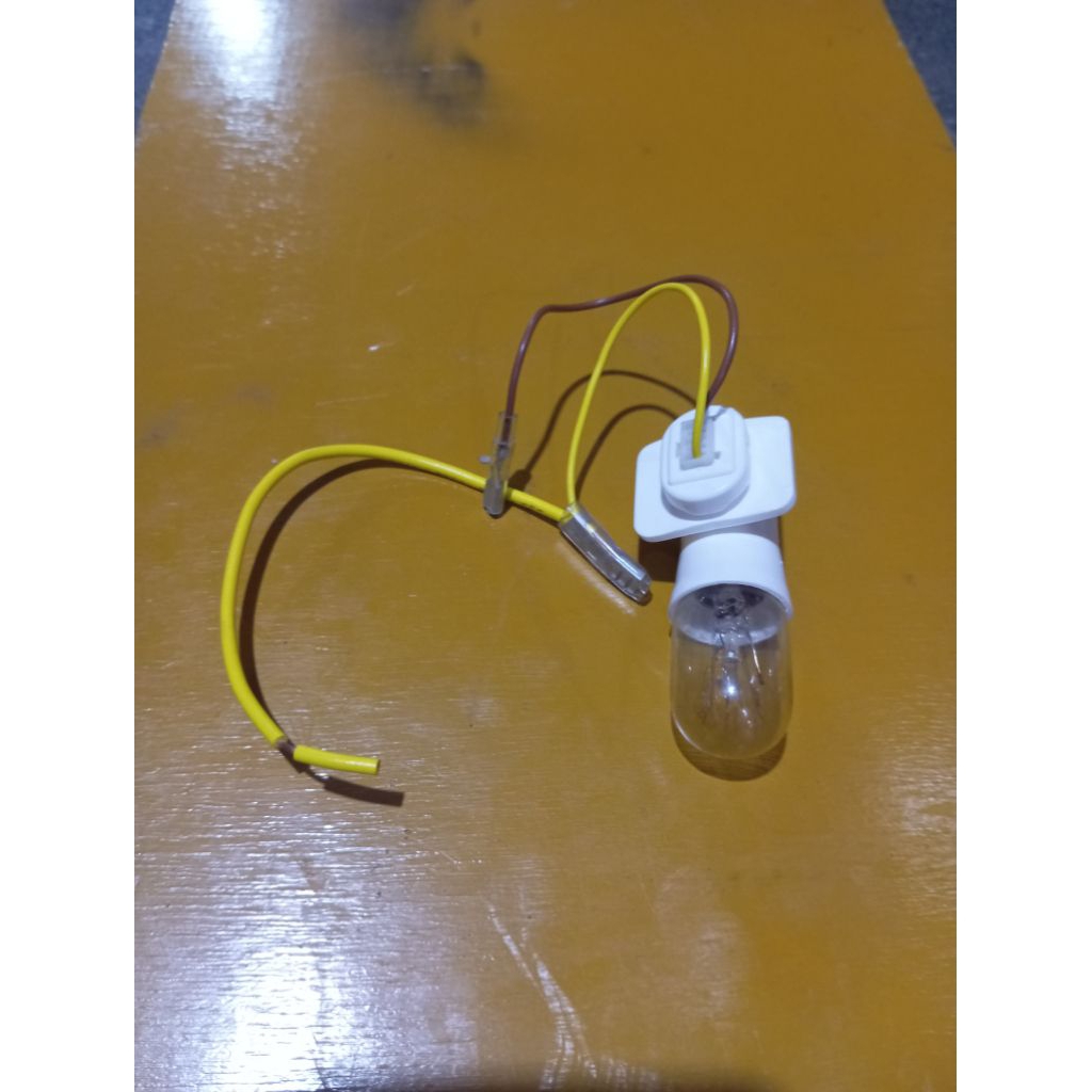 fitting+lampu kulkas aqua original