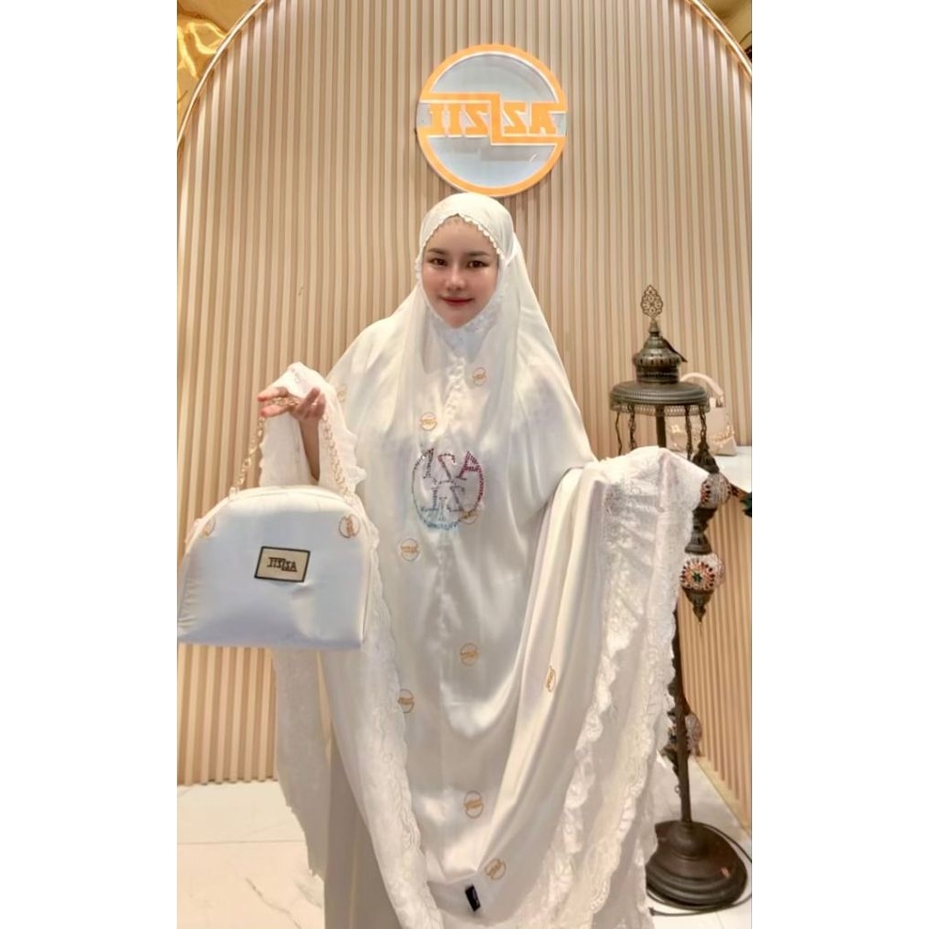 Mukena Silk Bordir Azizil Hitam Putih