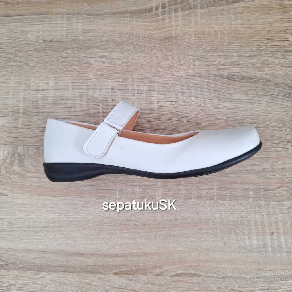 YUMIKO YE 320 Putih sepatu Wanita Pantofel Flat Shoes