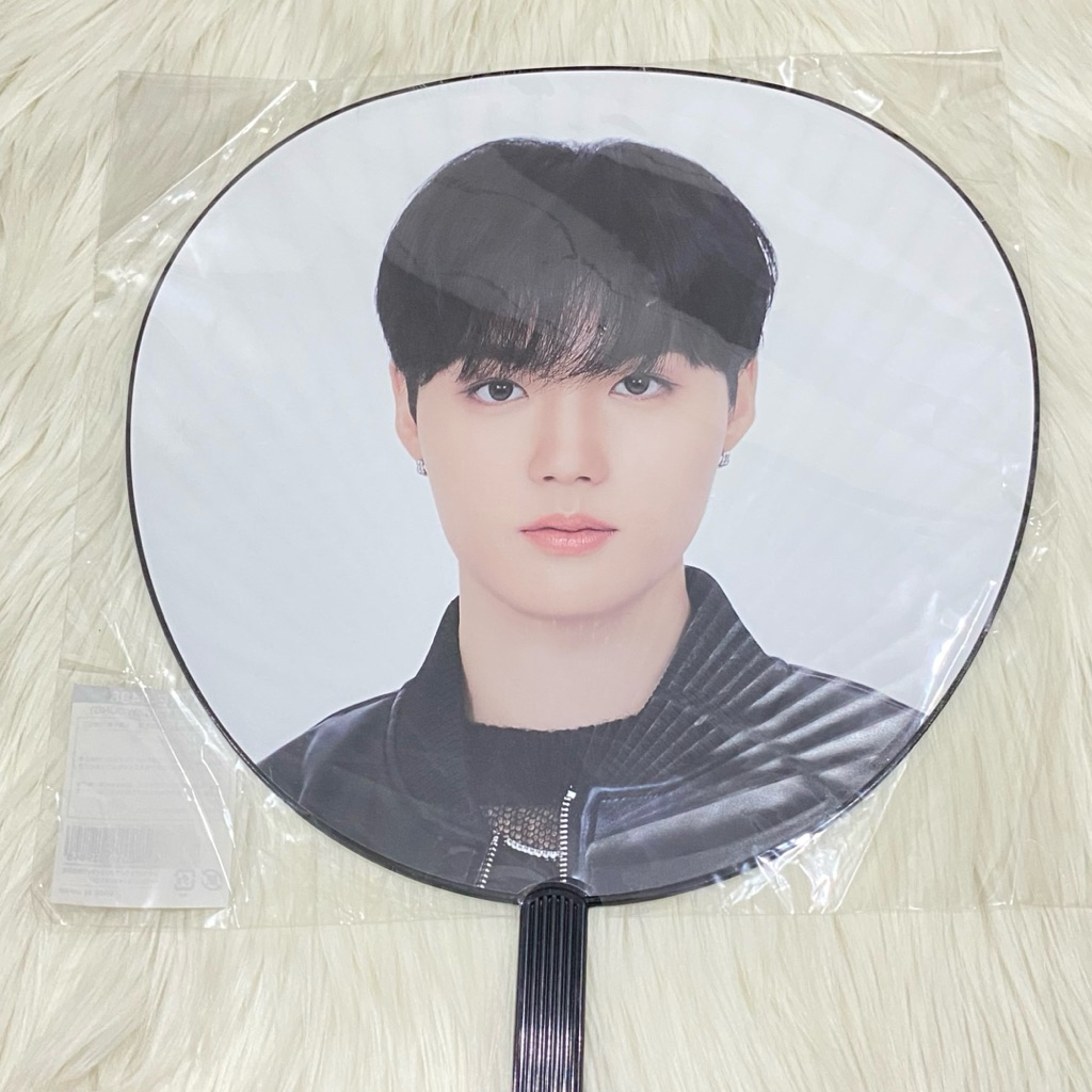 TREASURE DOYOUNG OFFICIAL UCHIWA REBOOT JAPAN MD
