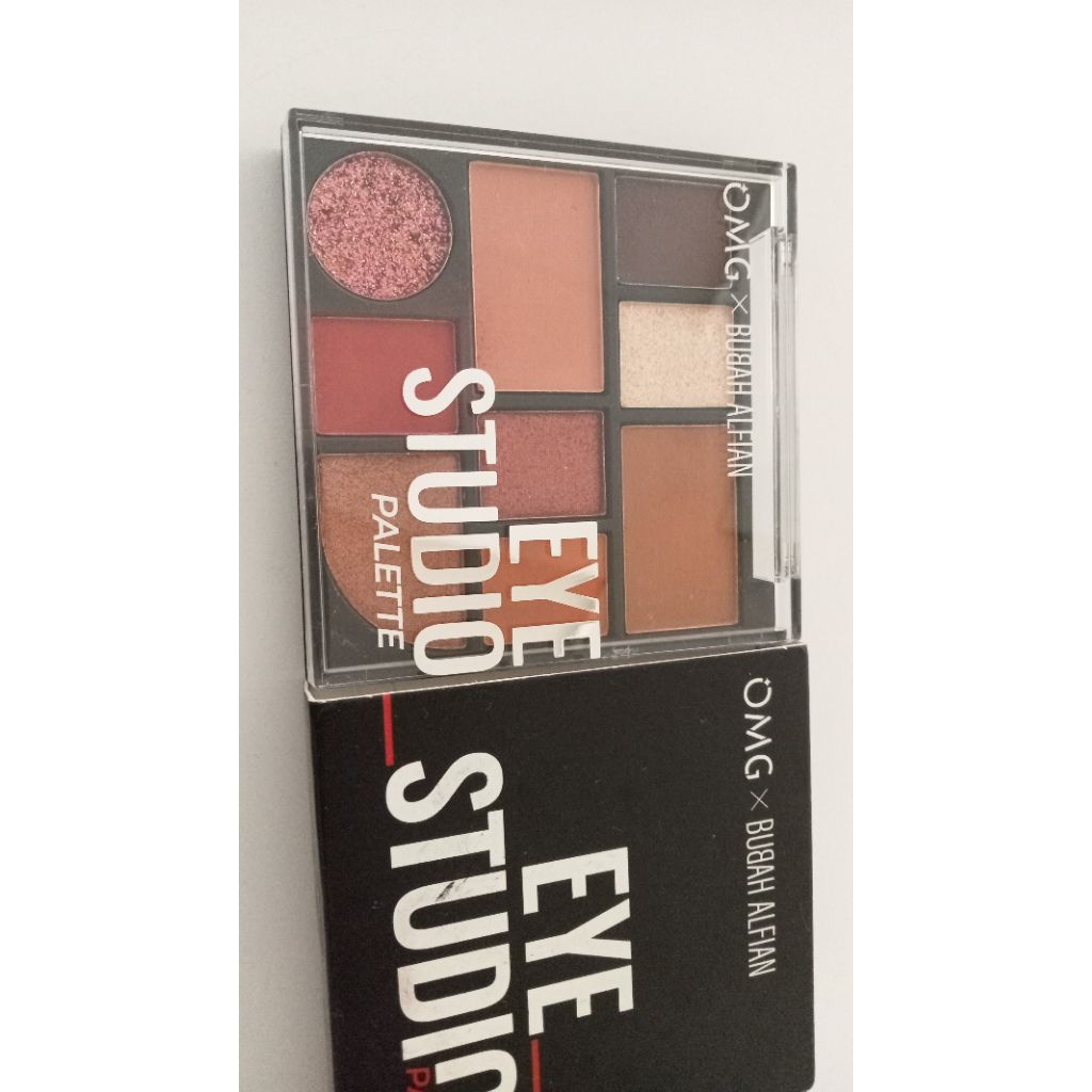 PL 1x swatch Eye Studio Palette OMG X BUBAH ALFIAN EXP aman