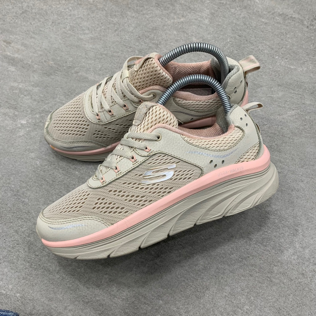 Skechers D'Lux Walker