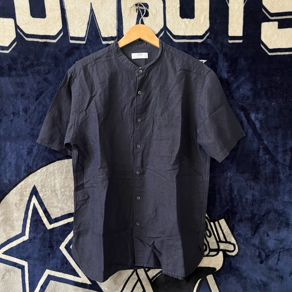 Kemeja Shanghai Linen Uniqlo