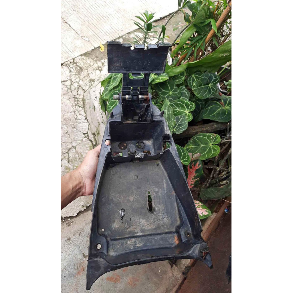 Bagasi jok motor mio 5TL