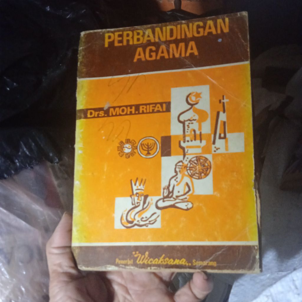 buku Perbandingan Agama, Kristen, Katolik, Yahudi, Hindu, Buddha Islam dll, buku original jadul