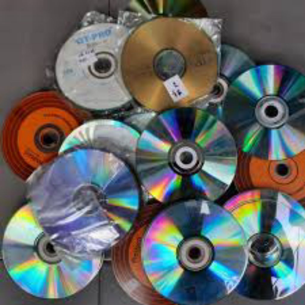 kaset CD DVD VCD bekas isi random 50 keping untuk kerajinan tangan dan dekorasi ruangan