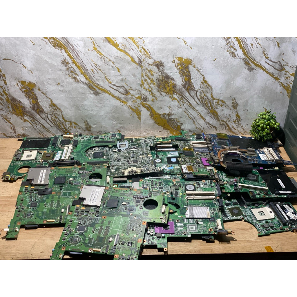 mobo laptop jadul atau mesin laptop jadul bahn lebur