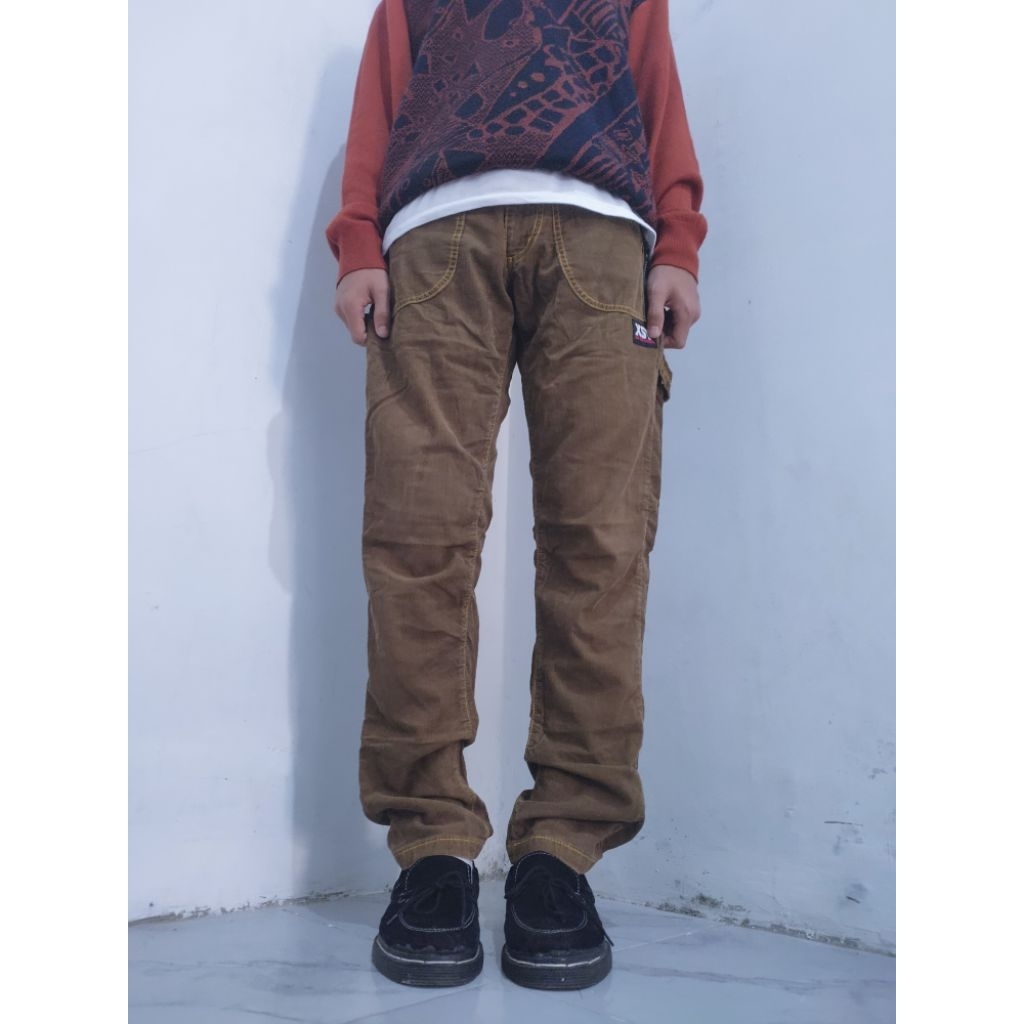 CARPENTER PANTS BAHAN CORDUROY