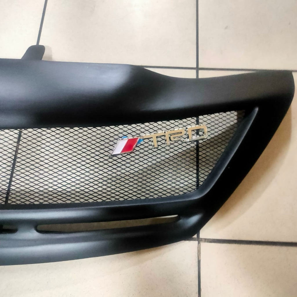 Grill Fortuner vnt model trd 2012 - 2015