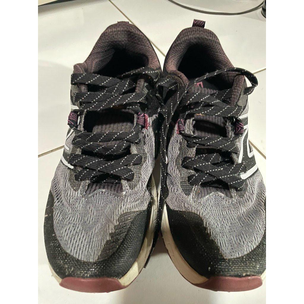 NEW BALANCE WMNS TRAIL FRESH FOAM X HIERRO V7 BLACK (WTHIERT7)