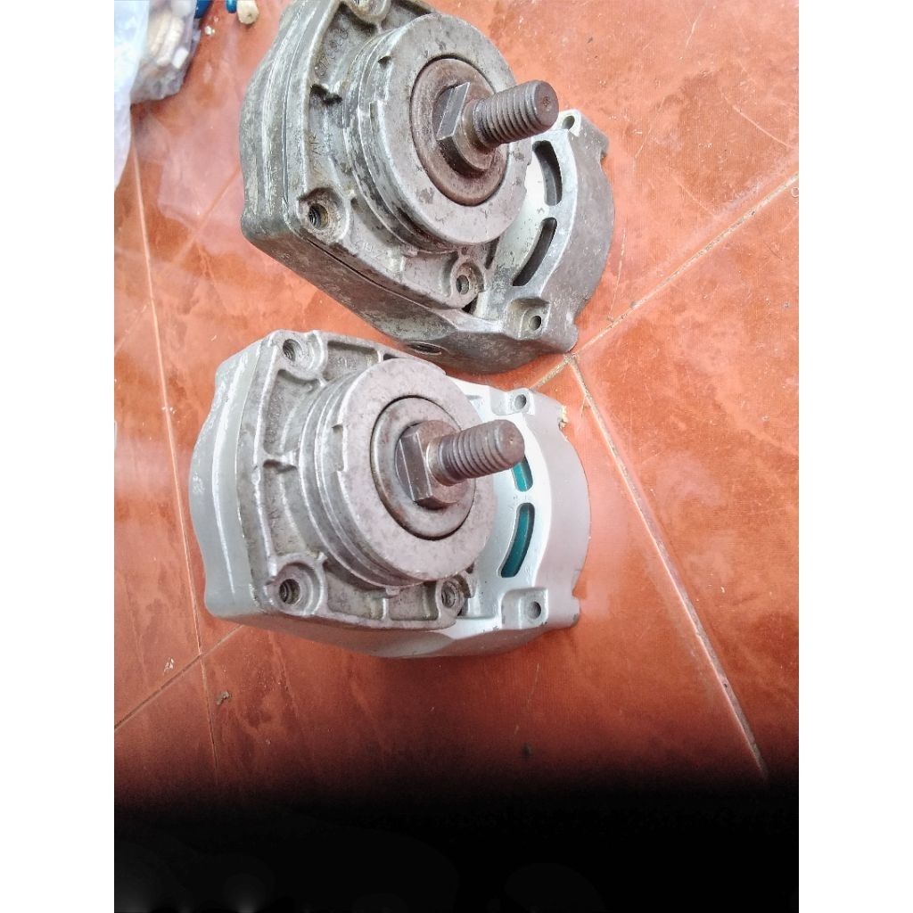 copotan ori kepala gerinda makita 7 inch ga7020