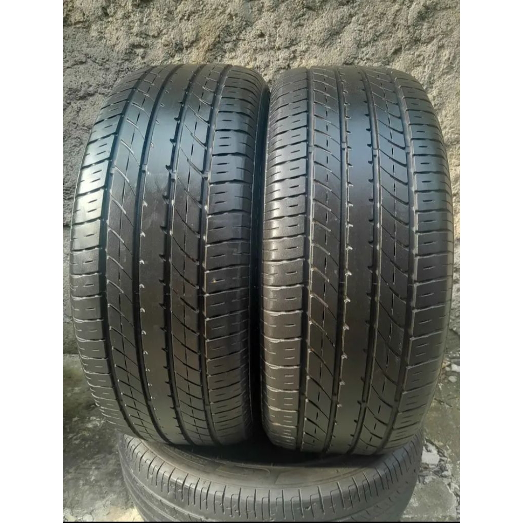 BAN MOBIL COPOTAN RING 18 MEREK TOYO UKURAN 235 50 18 SECOND TUBLES