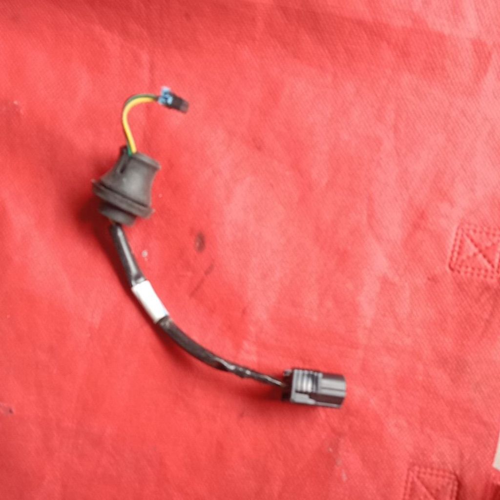 soket lampu belakang honda vario 160