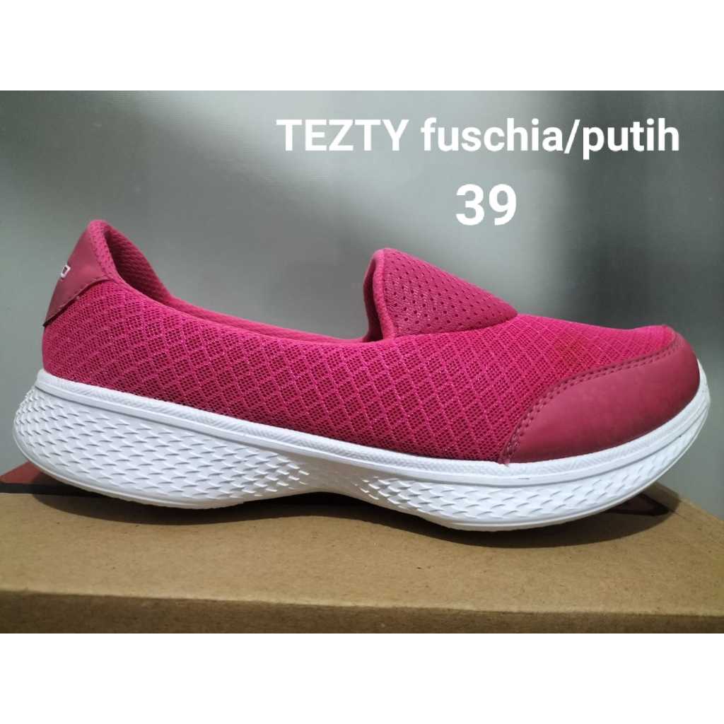 SEPATU SLIP ON SEPATU ANDO TEZTY