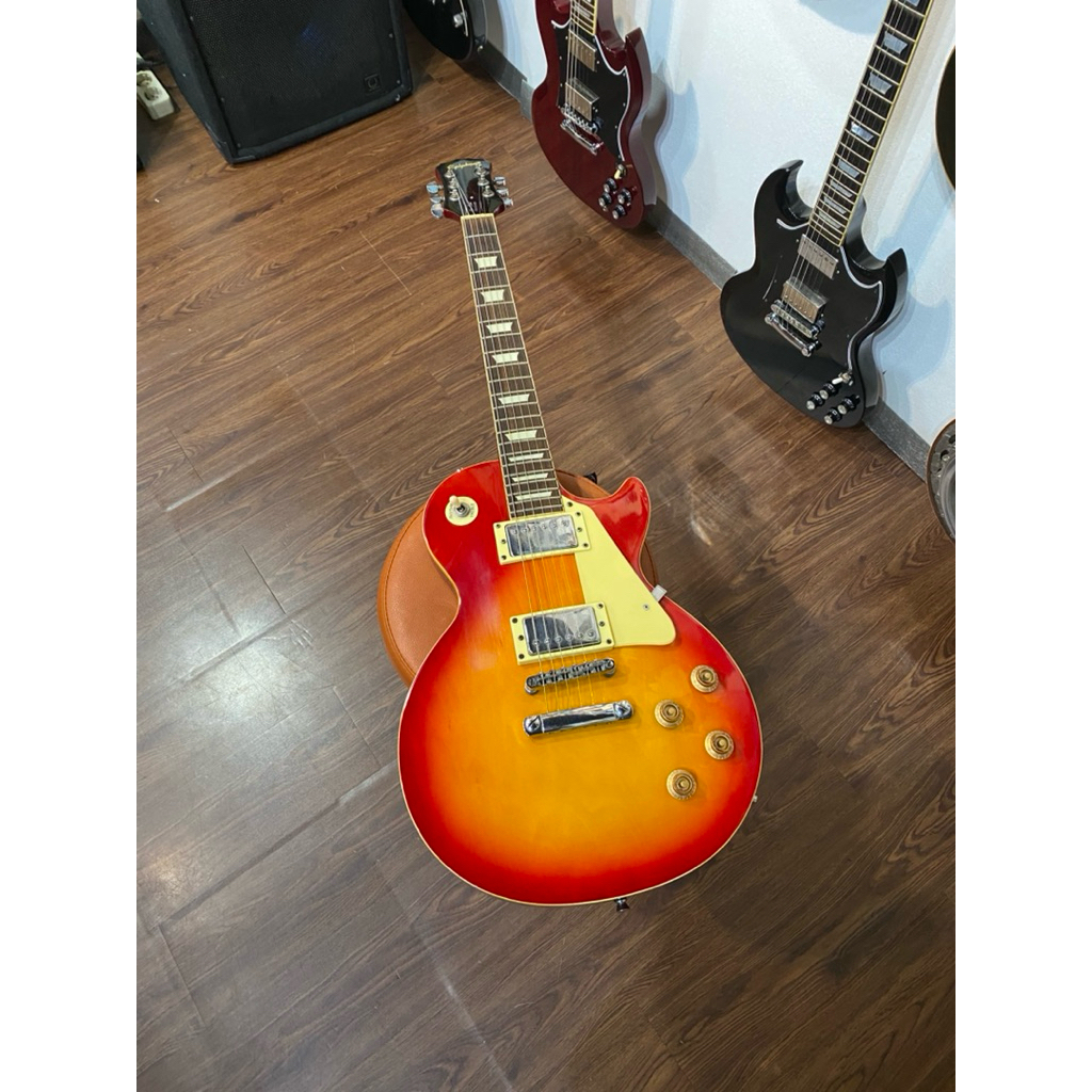 Epiphone Les Paul Standard Cherry Sunburst