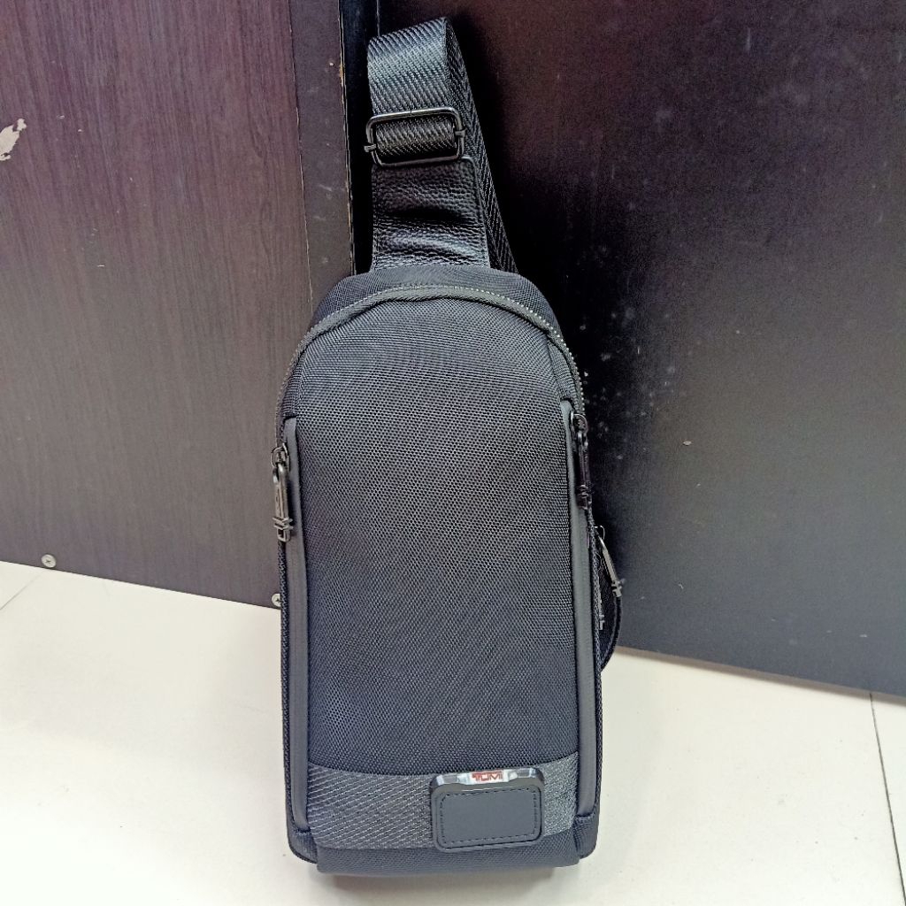 Slingbag Nylon black bodybag tas selempang nylon pria