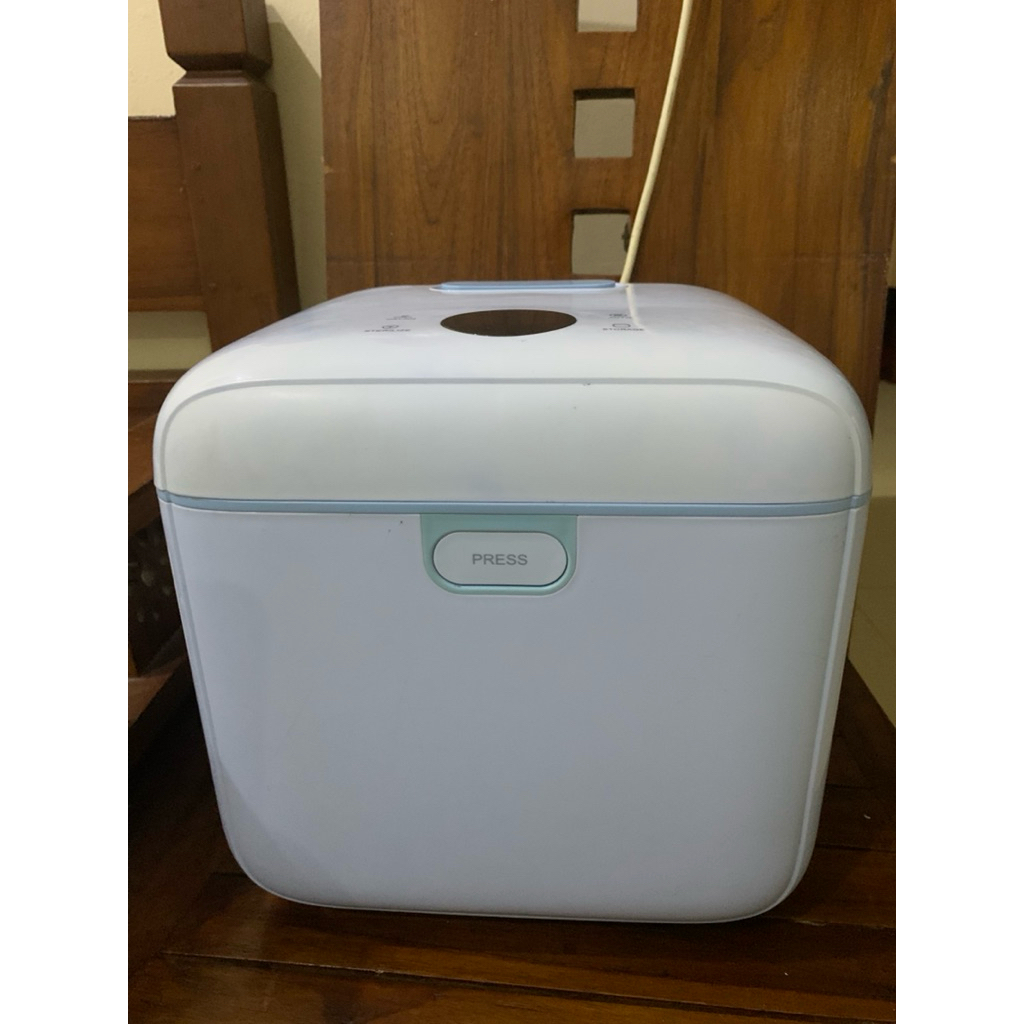Preloved Babyhood UV Sterilizer