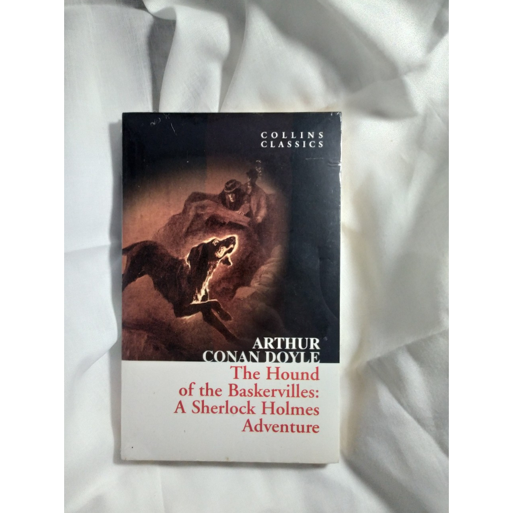 Buku Import The Hound of the Baskervilles: A Sherlock Holmes Adventure