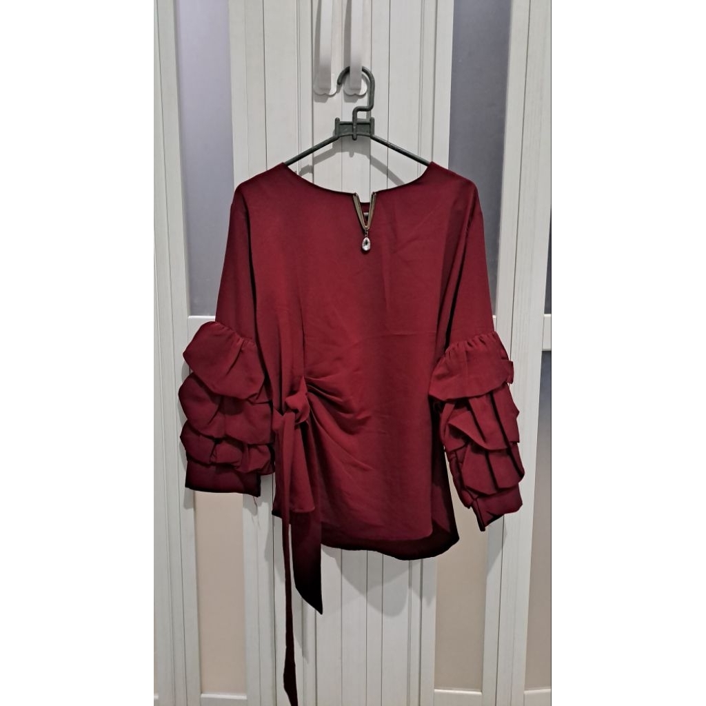 preloved blouse pesta merah maroon lengan balon pita samping