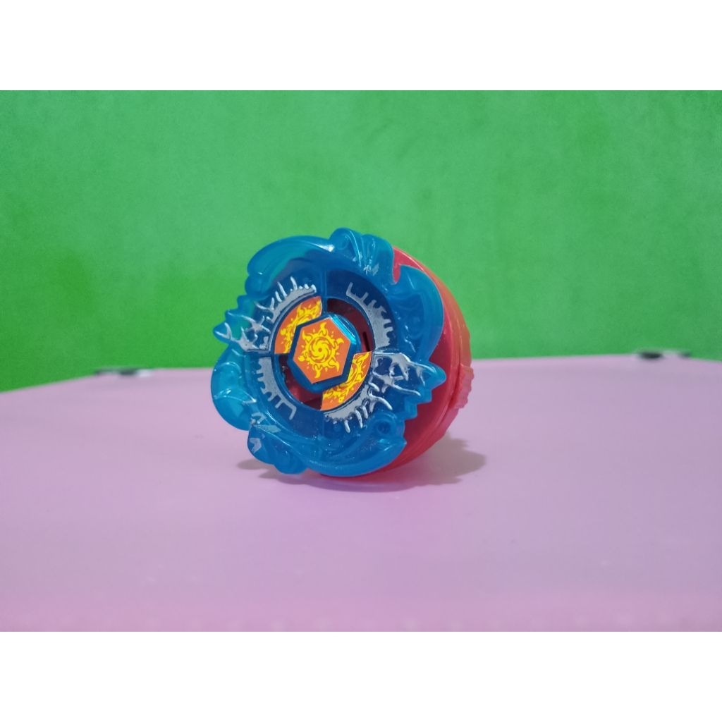 Gasing BEYBLADE Murah Retro Vintage Rare Koleksi Mainan Anak Anak Nostalgia Jadul