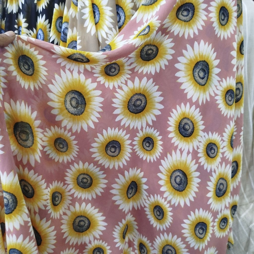 Kain Sifon Ceruty Motif Bunga Matahari Premium – Adem, Halus, Jatuh, Terawang,Elegan – Cocok Untuk G