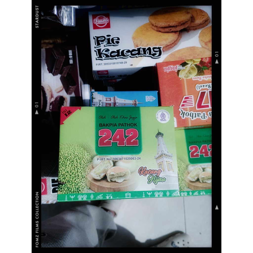 Bakpia patok rasa  " oleh oleh khas Solo"