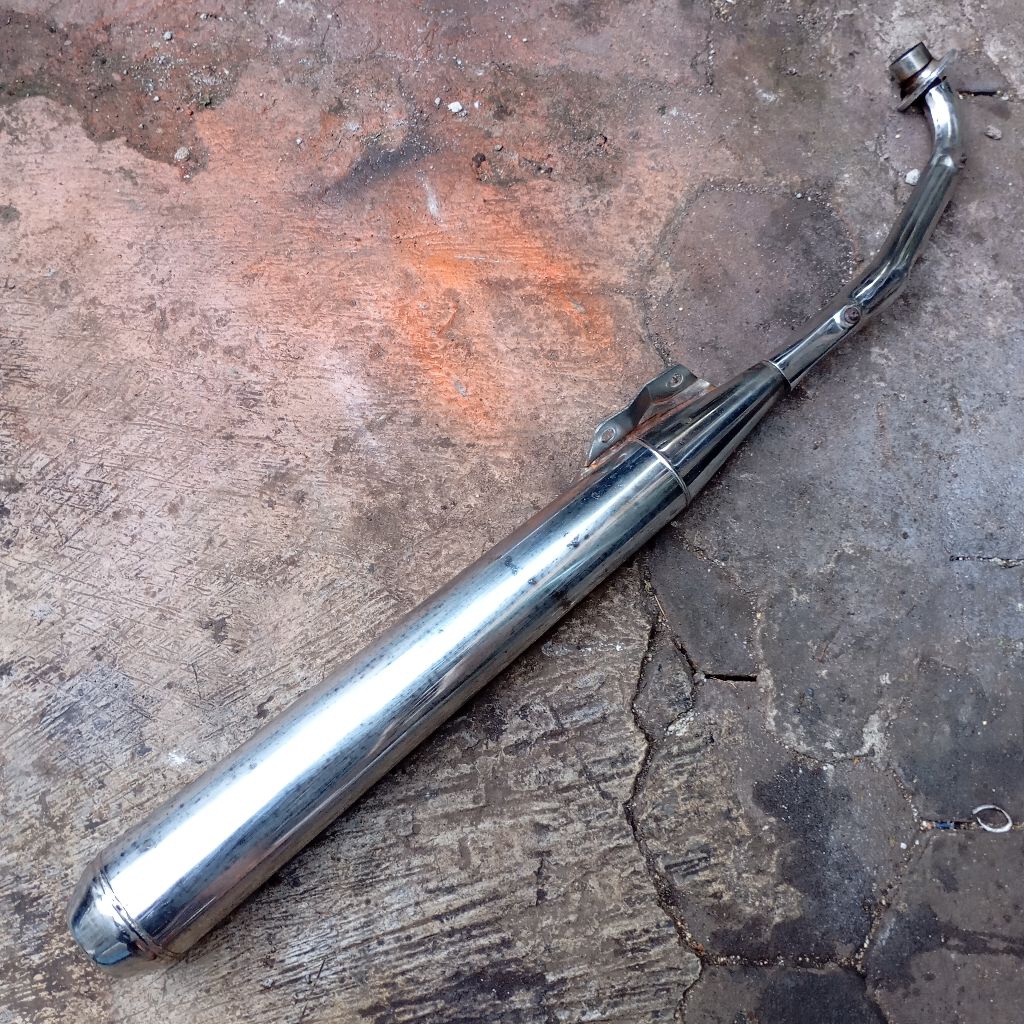 Knalpot Grand ori copotan masih standar knalpot Astrea grand ori copotan