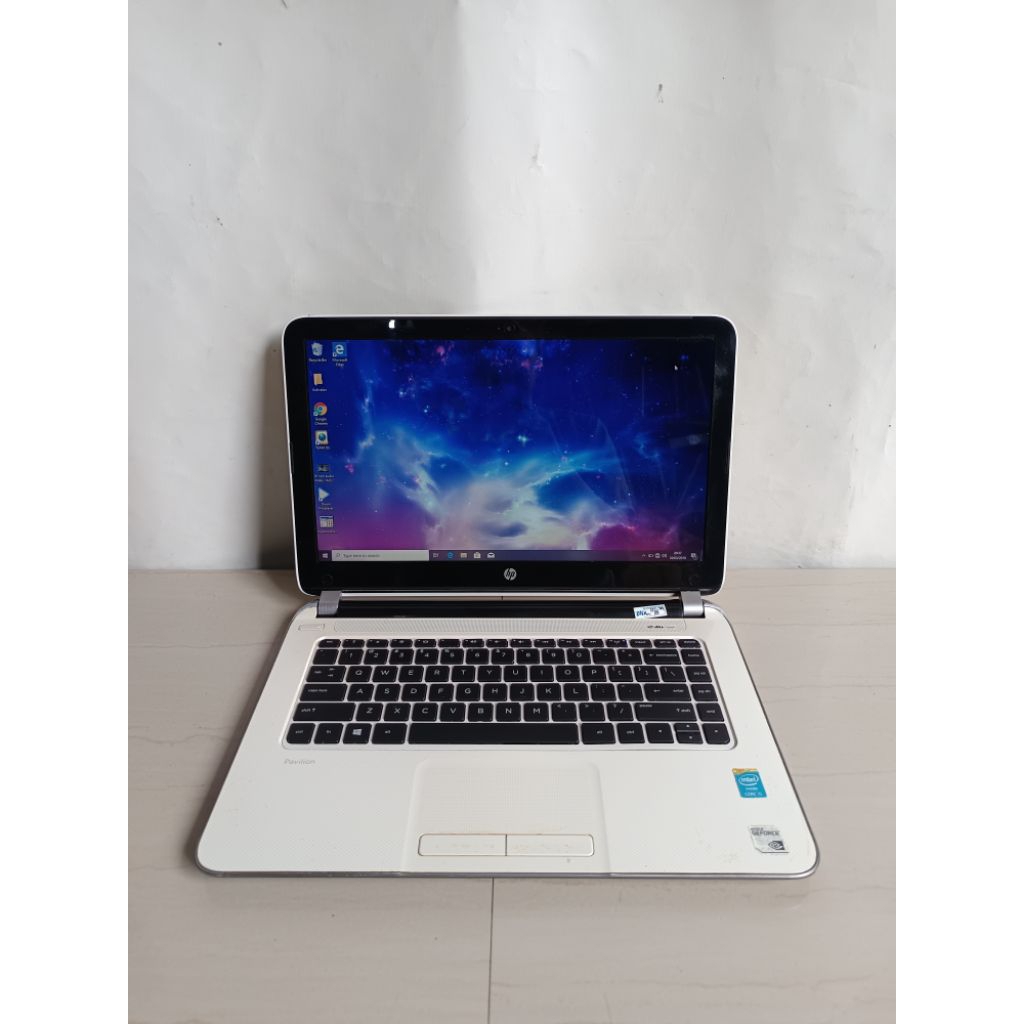 laptop hp pavilion 14 intel core i5 ram 8gb dual VGA