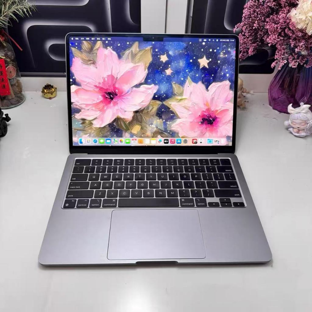 Apple Macbook Air 2020 Chip M2 13 Inch 16/ SSD 256GB- Second Original Bergaransi