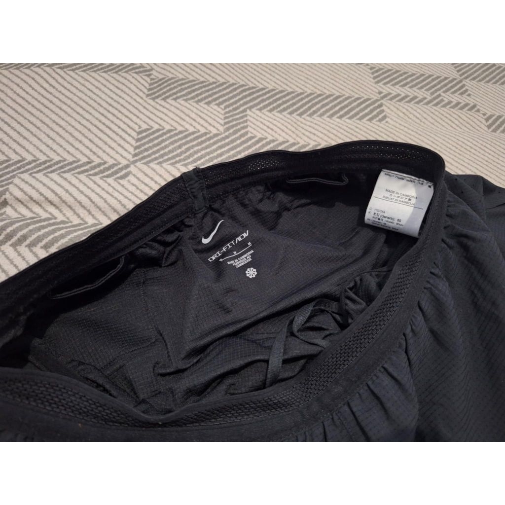 nike aeroswift 4inch