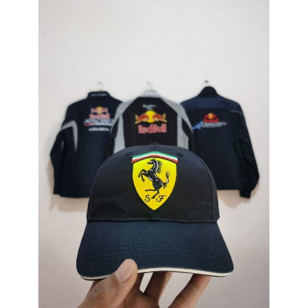 topi ferrari
