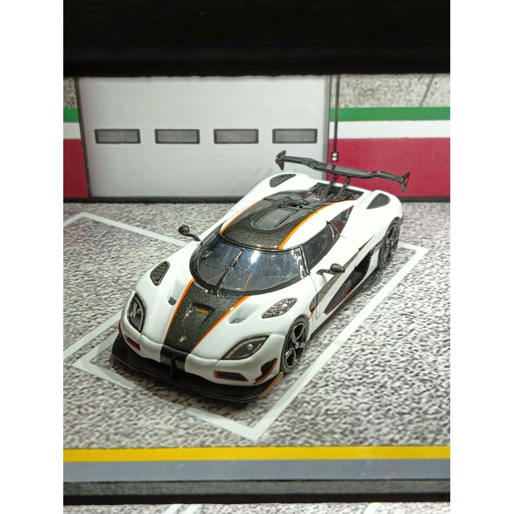 focal horizon koenigsegg agera rs white